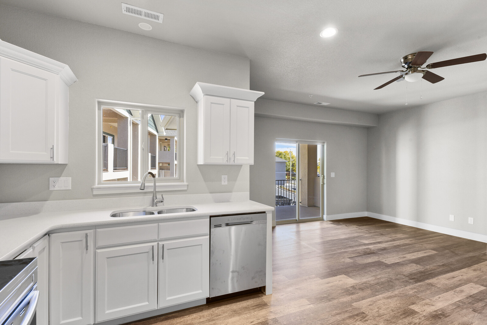 5380 North Union Boulevard - 101
